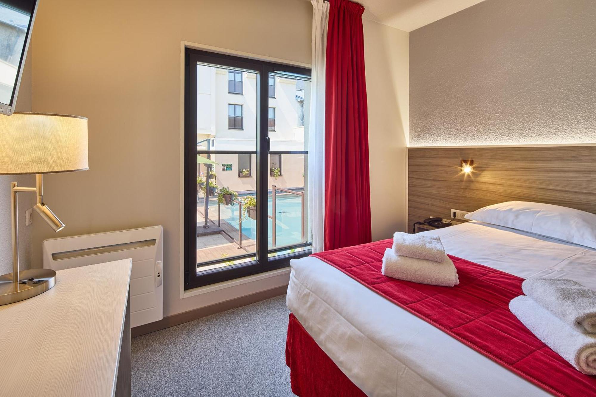 Hotel Saint Laurent Nogent-sur-Seine Eksteriør bilde