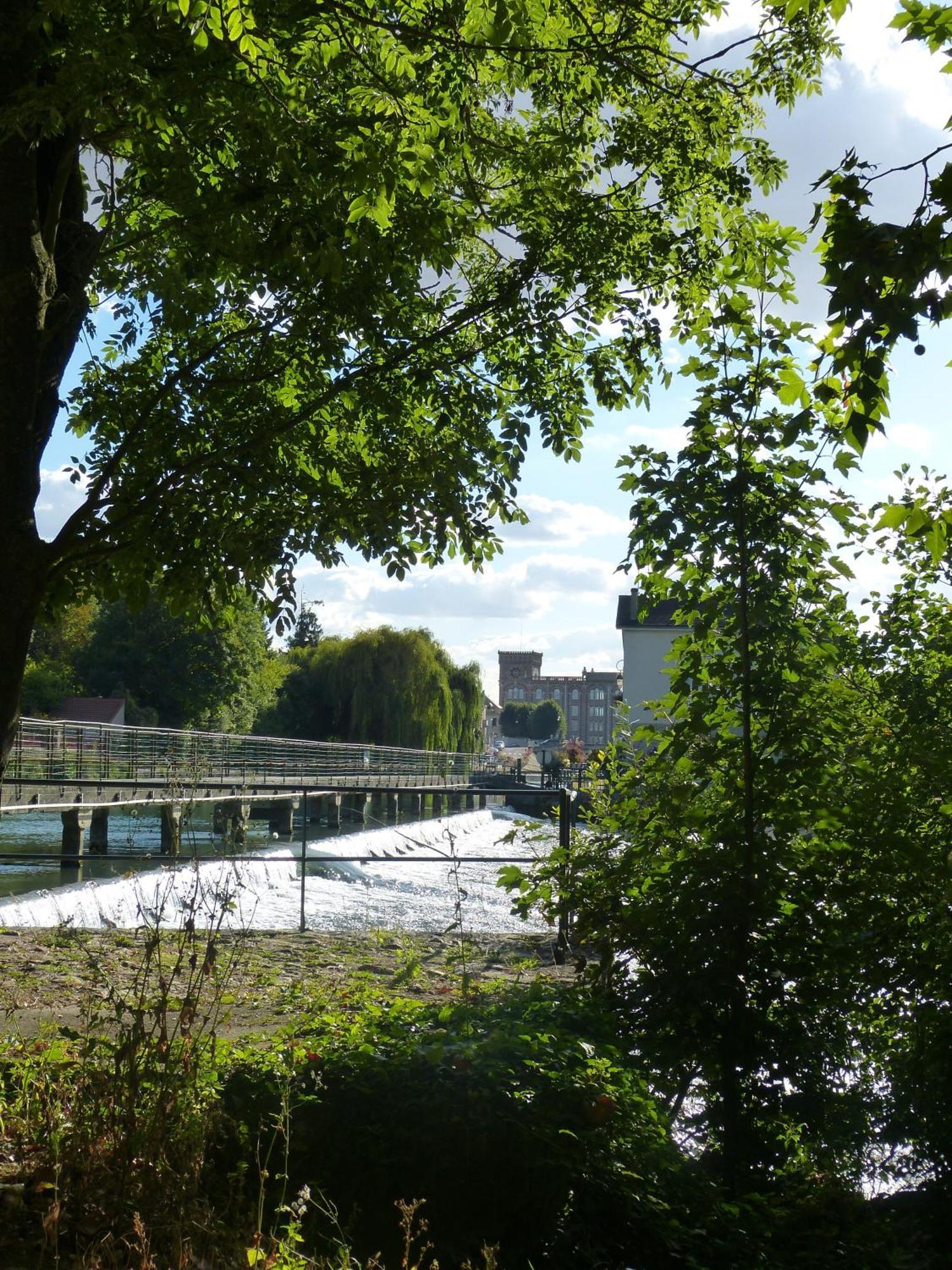 Hotel Saint Laurent Nogent-sur-Seine Eksteriør bilde