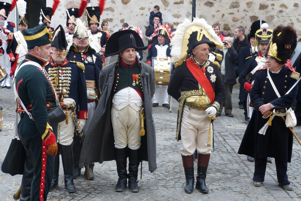 Hotel Saint Laurent Nogent-sur-Seine Eksteriør bilde